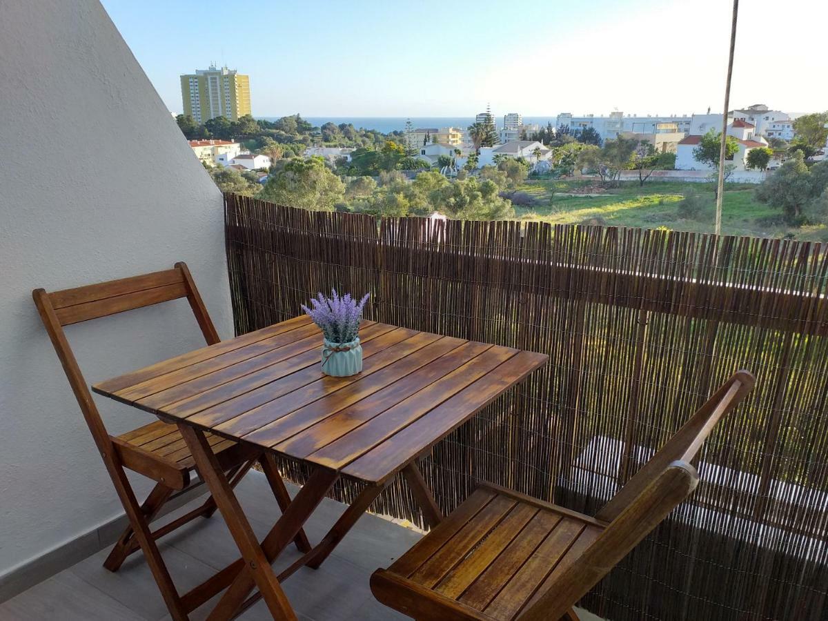 Apartamento Cor Do Mar - Sunny, Clean And Spacious Apartment With Sea View, In Alvor - Very Close Walking Distance To The Beach And Alvor Village Екстер'єр фото